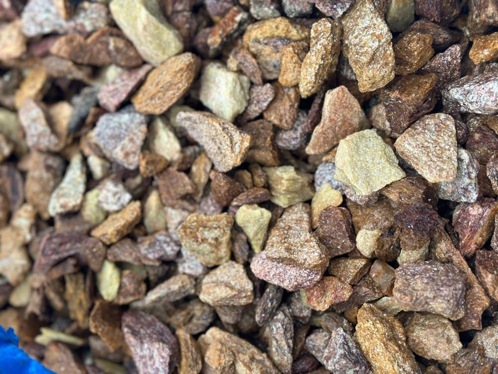 Златолит персиковый декоративная каменная крошка купить в Заводоуковске