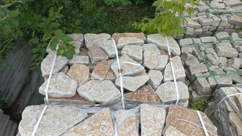 Гранитный плитняк галтованный для парковки купить в Заводоуковске