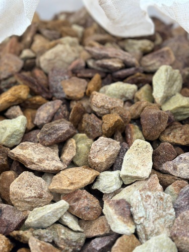 Златолит персиковый декоративная каменная крошка купить в Заводоуковске