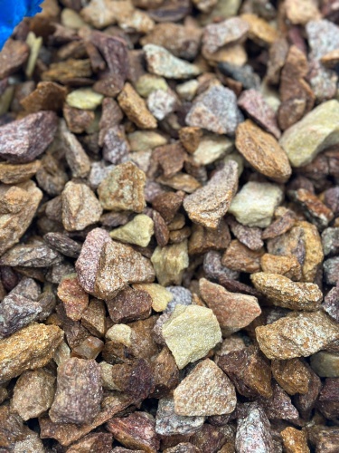 Златолит персиковый декоративная каменная крошка купить в Заводоуковске