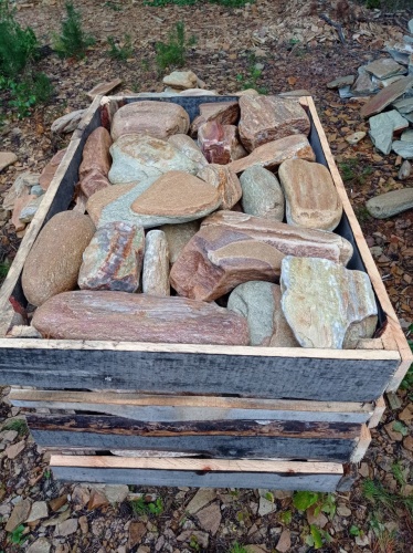 Златолит жёлтый, жёлто-зелёный глыбки и валуны для ланшафтного дизайна купить в Заводоуковске