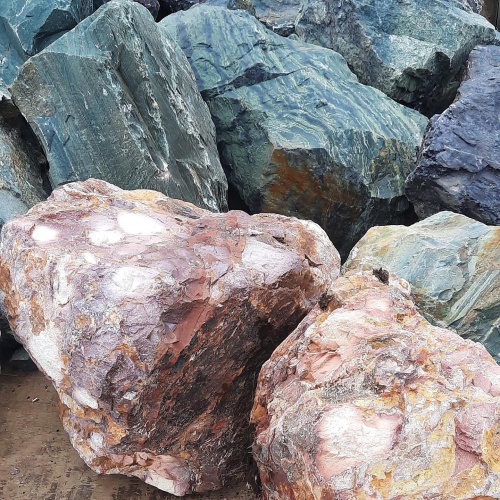 Ландшафтные глыбы красно-фиолетовые 200-1000 килограмм купить в Заводоуковске