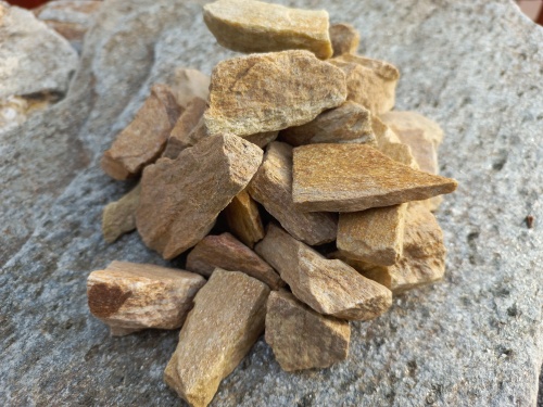 Златолит жёлтый декоративная каменная крошка купить в Заводоуковске