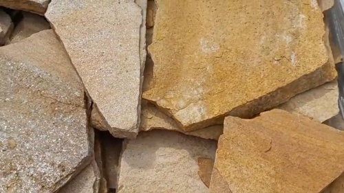 Плитняк златолит жёлтый для цоколя купить в Заводоуковске