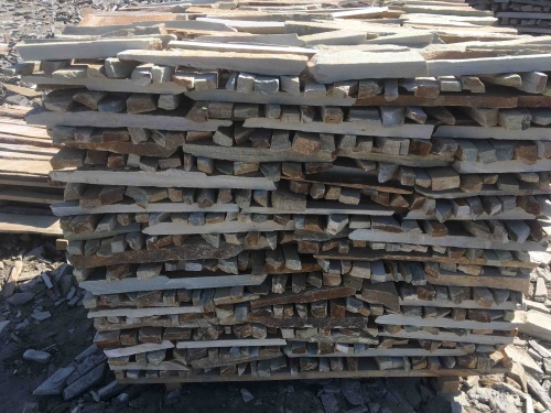 Горбушка златолит золотистый для облицовки купить в Заводоуковске