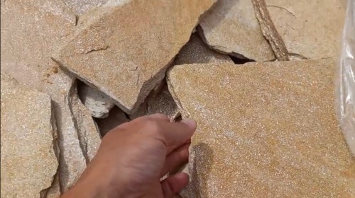 Плитняк златолит жёлтый золотистый для отмостки купить в Заводоуковске