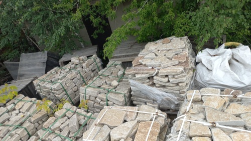 Гранитный плитняк галтованный для парковки купить в Заводоуковске