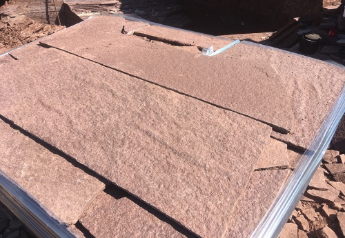 Плитняк лемезит бордовый для облицовки цоколя 20-25 мм  купить в Заводоуковске