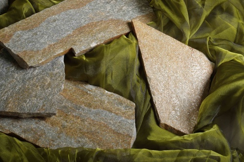 Плитняк златолит Уральский  для фасада купить в Заводоуковске